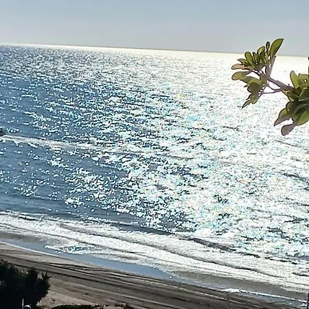 Lux. Frontbeach-terrace. 5 Pools.tv. 2 A.c.netflix Apartment