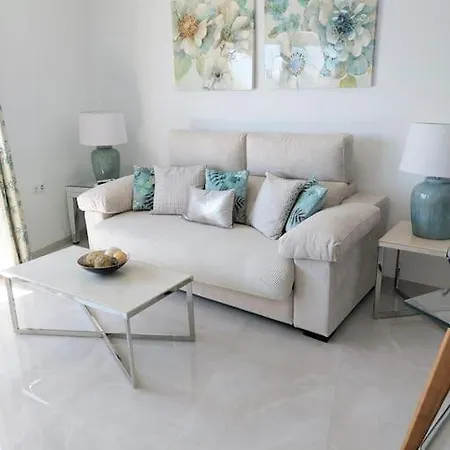 Lux. Frontbeach-terrace. 5 Pools.tv. 2 A.c.netflix Apartment