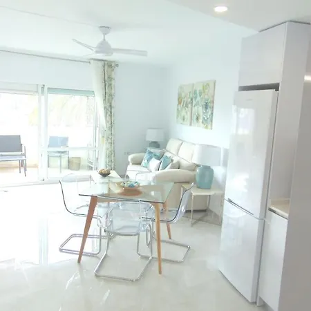 Lux. Frontbeach-terrace. 5 Pools.tv. 2 A.c.netflix * Benalmadena