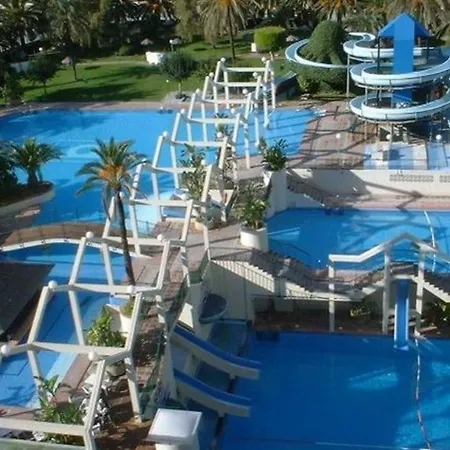 Lux. Frontbeach-terrace. 5 Pools.tv. 2 A.c.netflix Benalmadena