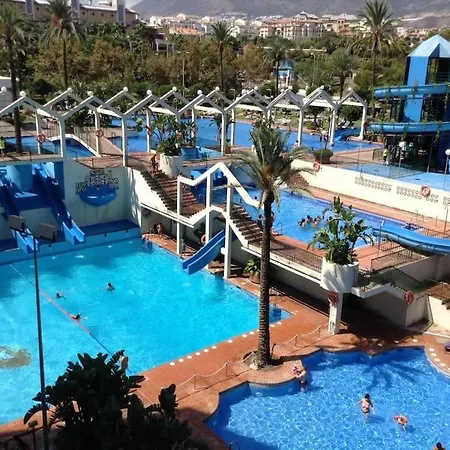 Lux. Frontbeach-terrace. 5 Pools.tv. 2 A.c.netflix