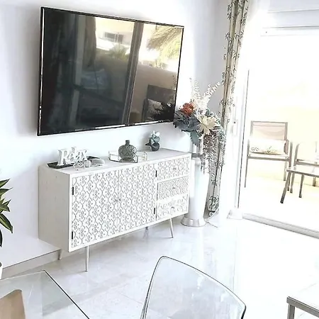 Lux. Frontbeach-terrace. 5 Pools.tv. 2 A.c.netflix Apartment Benalmadena